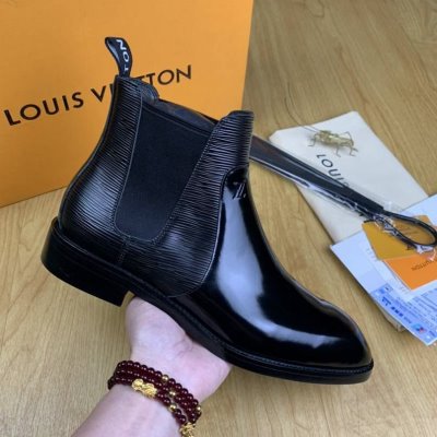 カジュアルシューズ/スニーカー ルイヴィトン LOUIS VUITTONスニーカー/カジュアルシューズ SALE!今季 日本即完売予想