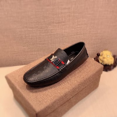 カジュアルシューズ/スニーカー ルイヴィトン LOUIS VUITTONスニーカー/カジュアルシューズ 人気 ランキング 少量入荷☆限定モデル