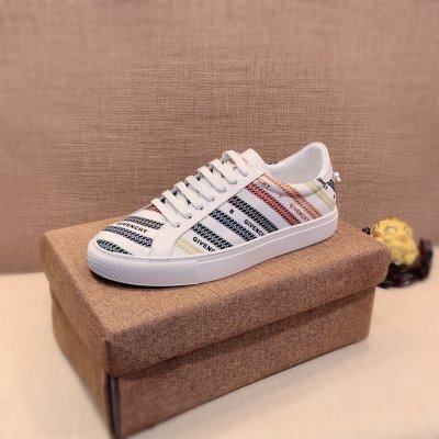 カジュアルシューズ/スニーカー ジバンシィ GIVENCHY 今年も人気 限定デザイン大人気完売前に