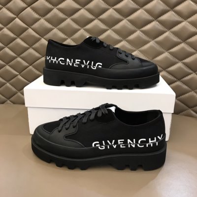 カジュアルシューズ/スニーカー ジバンシィ GIVENCHY 今年も人気 完売必須