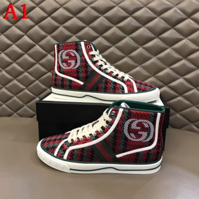 カジュアルシューズ/スニーカー グッチ GUCCI 今年も人気 足下注目してくれる