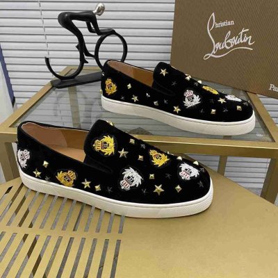 カジュアルシューズ/スニーカー クリスチャンルブタン CHRISTIAN LOUBOUTIN 今年も人気 販売店舗限定モデル