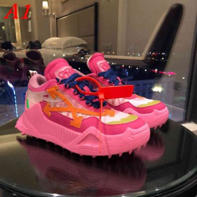 OFF-WHITE オフホワイト スニーカー 抜群の雰囲気が作れる! ACBB