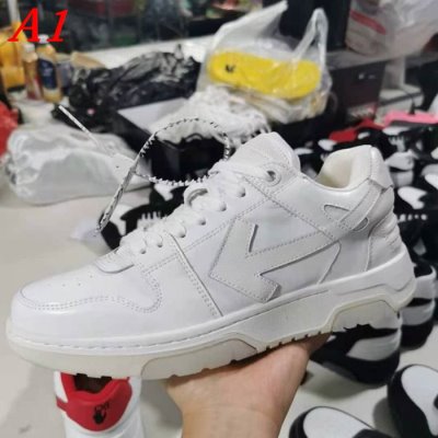 OFF-WHITE オフホワイト スニーカー 最新商品即完売必至 AY