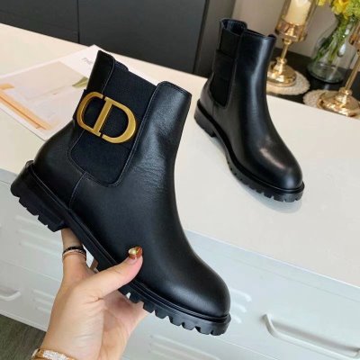 DIOR ディオール スニーカー 最新☆大人気☆話題沸騰 AV