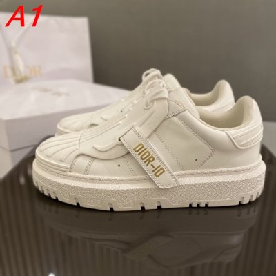 DIOR ディオール スニーカー 今年も人気 ACAH