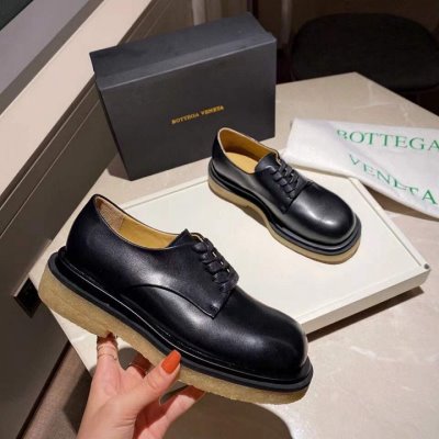 BOTTEGA VENETA ボッテガヴェネタ スニーカー 販売店舗限定モデル AU