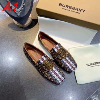 BURBERRY バーバリー スニーカー 入手困難 AT