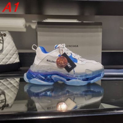 BALENCIAGA バレンシアガ スニーカー 新作売切れ続出 ACAH