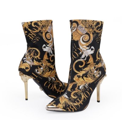 VERSACE ヴェルサーチ ブーツ 足下注目してくれる AY