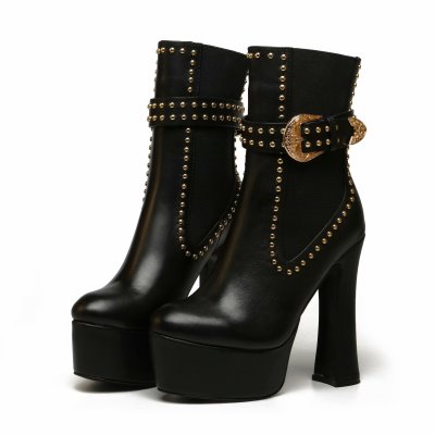 VERSACE ヴェルサーチ ブーツ 今年も人気 ACAE