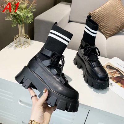 PRADA プラダ ブーツ 足下注目してくれる AZ