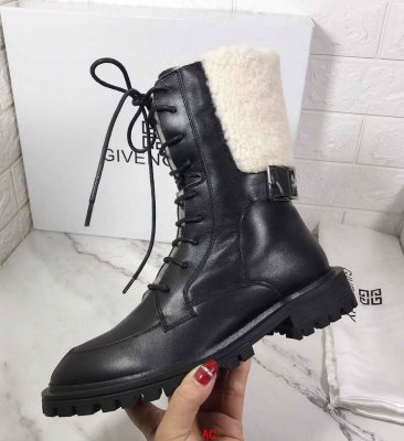 GIVENCHY ジバンシィ ブーツ 愛用ブランド ACAE
