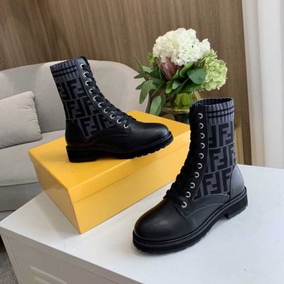 FENDI フェンデイ ブーツ 先行入手 AX