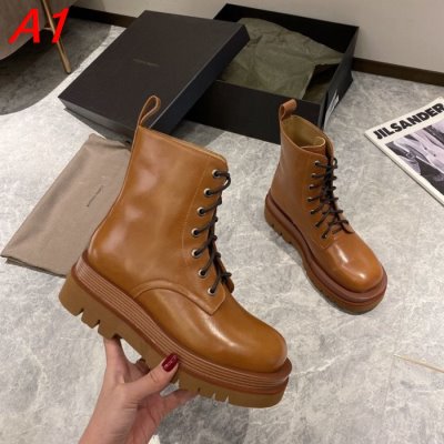 BOTTEGA VENETAボッテガヴェネタ ブーツ 日本即完売予想 ACBB