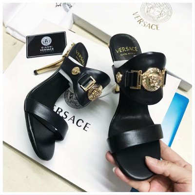 VERSACE ヴェルサーチ サンダル/ミュール 激レア 入手困難 AS