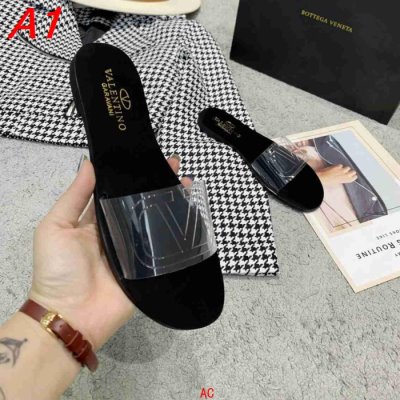 VALENTINO ヴァレンティノ サンダル/ミュール セール価格 AO