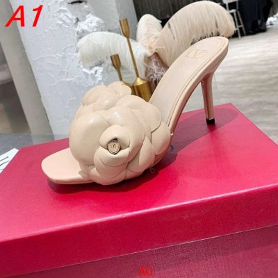 VALENTINO ヴァレンティノ サンダル/ミュール オンライン限定商品 AS