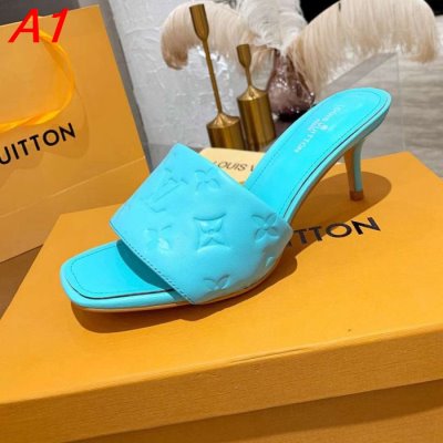 LOUIS VUITTON ルイヴィトン サンダル/ミュール 愛用ブランド AQ