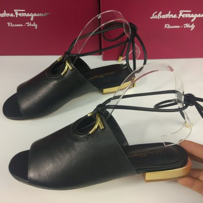 FERRAGAMO サルヴァトーレ フェラガモ サンダル/ミュール オンライン限定商品 AS