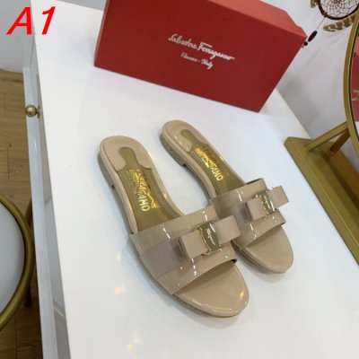 FERRAGAMO サルヴァトーレ フェラガモ サンダル/ミュール 今年も人気 ...