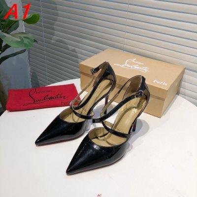 CHRISTIAN LOUBOUTIN クリスチャンルブタン サンダル/ミュール 激レア 入手困難 AR