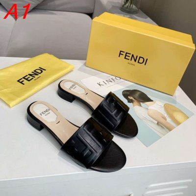 FENDI フェンデイ サンダル/ミュール 完売必須 AO