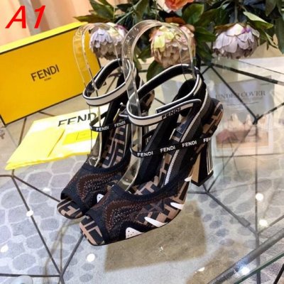 FENDI フェンデイ サンダル/ミュール セール価格 ABAG
