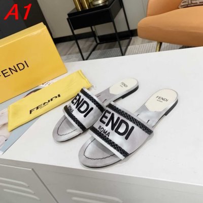 FENDI フェンデイ サンダル/ミュール 人気話題 AO