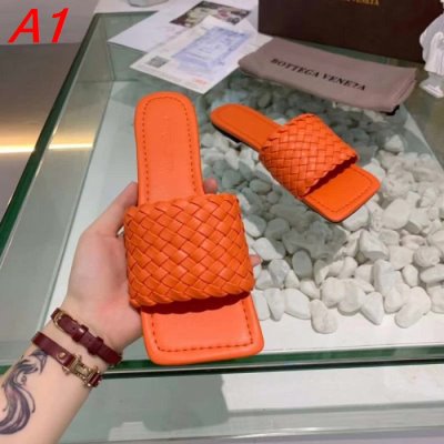 BOTTEGA VENETA ボッテガヴェネタ サンダル/ミュール 今年も人気 ...