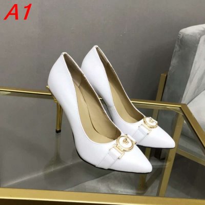 VERSACE ヴェルサーチ パンプス 完売間近 AT