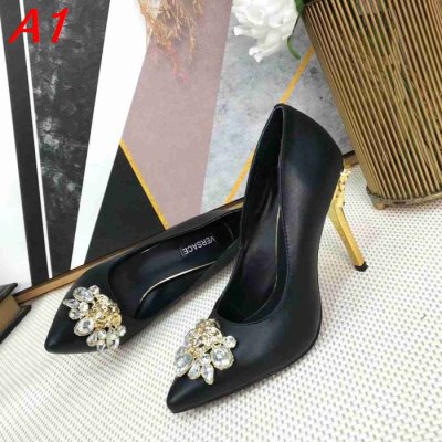 VERSACE ヴェルサーチ パンプス 先行入手 AT