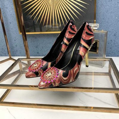 VERSACE ヴェルサーチ パンプス 大注目国内完売数量限定 AU