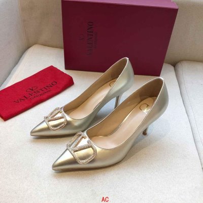 VALENTINO ヴァレンティノ パンプス 最新☆大人気☆話題沸騰 AT