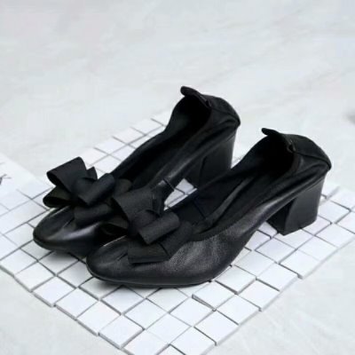 FERRAGAMO サルヴァトーレ フェラガモ パンプス 大注目国内完売数量限定 AP