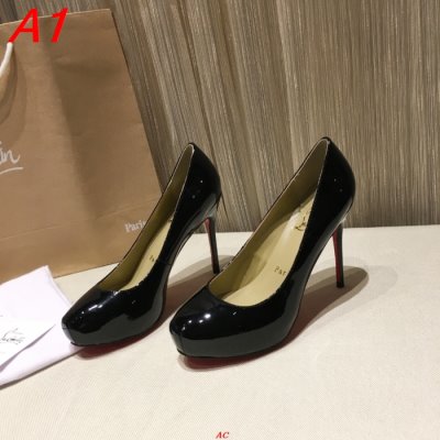 CHRISTIAN LOUBOUTIN クリスチャンルブタン パンプス 期間限定価格 AT