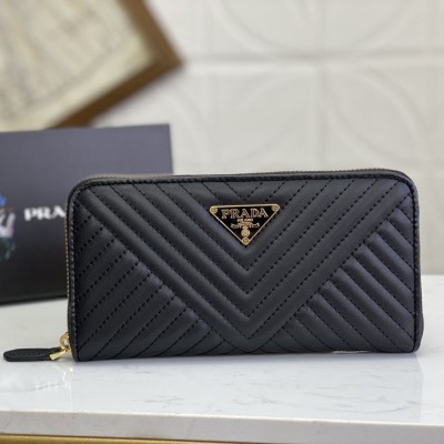 PRADA プラダ 財布 レディース 販売店舗限定モデル AM