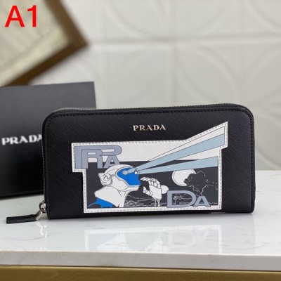 PRADA プラダ 財布 メンズ 抜群の雰囲気が作れる! AM