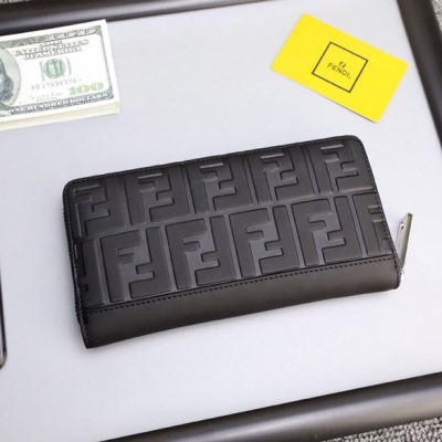 FENDI フェンデイ 財布 メンズ セール価格 AM