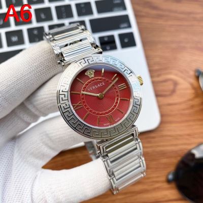 ヴェルサーチェ VERSACE 時計 ウォッチ 先行入手 35mm