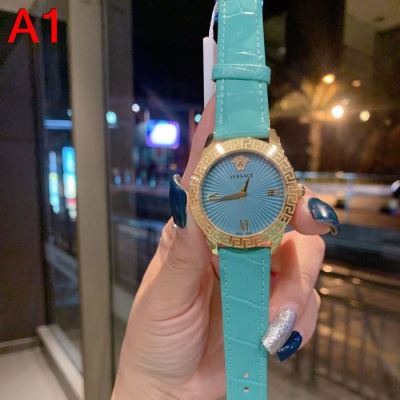 ヴェルサーチェ VERSACE 時計 ウォッチ 美品！ 36mm