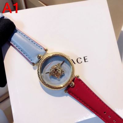 ヴェルサーチェ VERSACE 時計 ウォッチ 希少 37mm