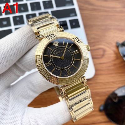 ヴェルサーチェ VERSACE 時計 ウォッチ 魅力的 35mm
