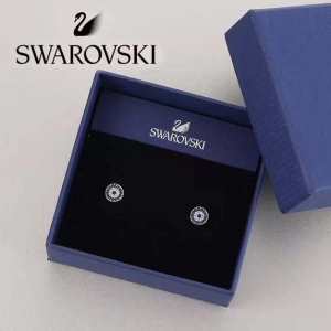 スワロフスキー SWAROVSKI ピアス 2020年春夏のトレンドアイテム 今季流行りの人気新作