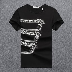 ヴェルサーチ安心安全人気通販 3色可選 VERSACE 20新作です 半袖Tシャツストリート界隈でも人気
