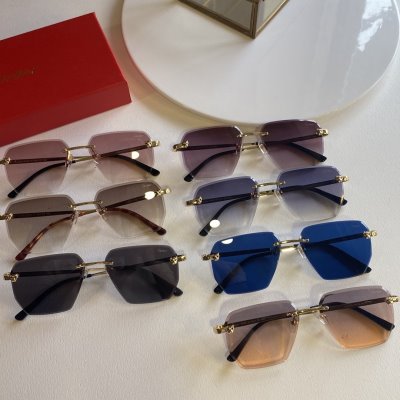 CARTIER カルティエ サングラス/眼鏡/メガネ/透明サングラス·眼鏡のフレーム 首胸ロゴ