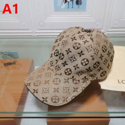 調節可能 LOUIS VUITTON ルイヴィトン キャップ/帽子 保温性が高く手触りもよい