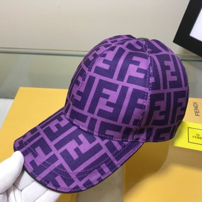 調節可能 FENDI フェンデイ キャップ/帽子 保温性が高く手触りもよい