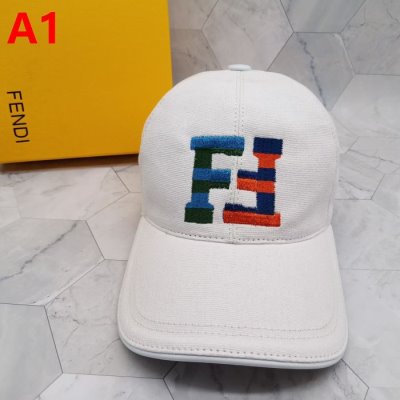 調節可能 FENDI フェンデイ キャップ/帽子 高級感溢れるデザイン