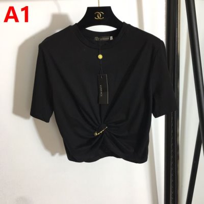 VERSACE ヴェルサーチ 半袖Tシャツ 売れ筋！